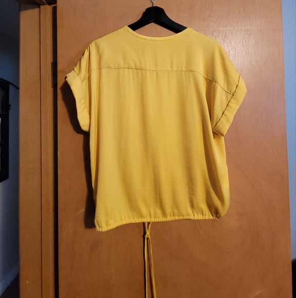 Mustard Yellow BCBG Blouse - Picture 5 of 5
